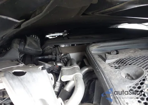 2017 Mercedes-Benz C 300 4Matic из США, поврежденный, VIN WDDWJ4KB4HF453131